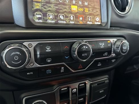 Used 2022 Jeep Wrangler Unlimited Rubicon 4xe image 20