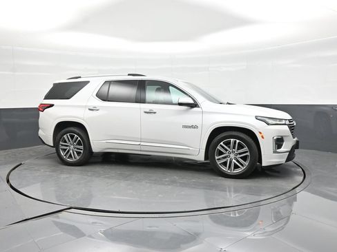 Used 2023 Chevrolet Traverse High Country w/ LPO, Floor Liner Package FWD image 18