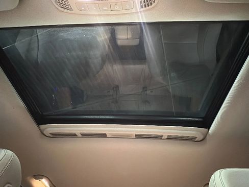 Used 2020 Mercedes-Benz GLE 350 4MATIC image 36