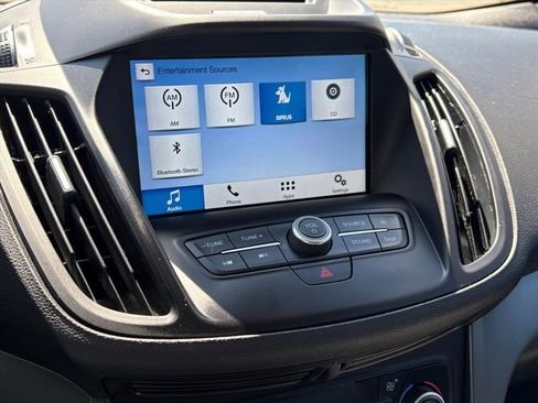 Used 2018 Ford Escape SE w/ SE Sync 3 Package image 9