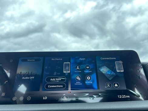 New 2026 Nissan Sentra SV image 9