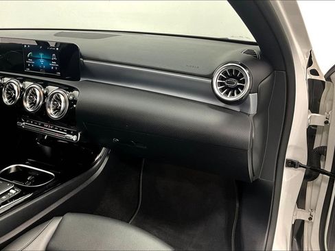 Used 2022 Mercedes-Benz A 220 image 19