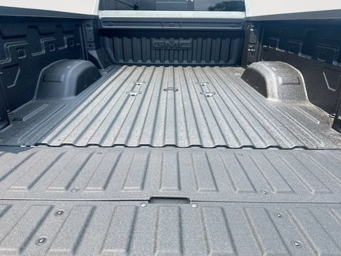New 2026 GMC Sierra 2500 AT4 w/ AT4 Premium Plus Package AWD/4WD image 27