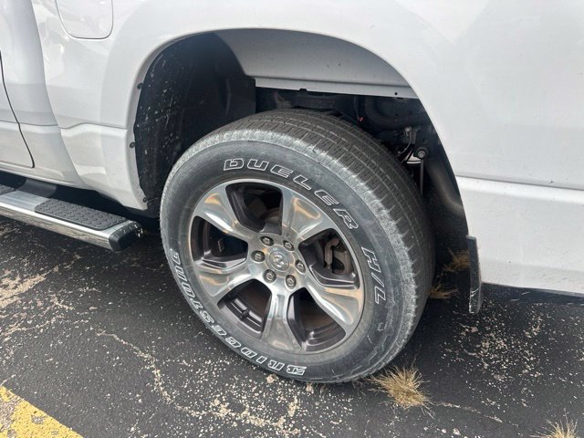 Used 2023 RAM 1500 Laramie AWD/4WD image 15