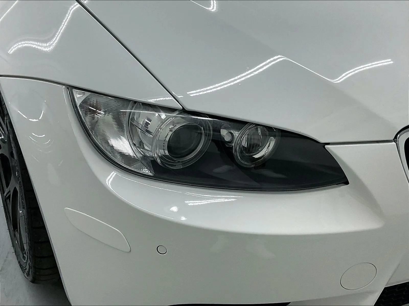 Used 2011 BMW M3 Convertible RWD image 32