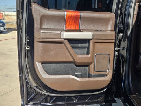 Used 2018 Ford F250 King Ranch w/ King Ranch Ultimate Package image 16