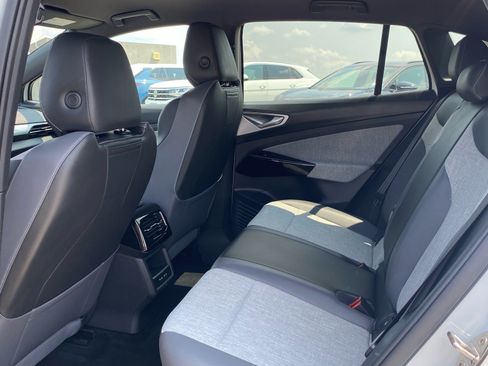 Used 2023 Volkswagen ID.4 Pro RWD image 20