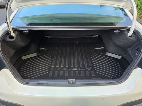 Used 2022 Subaru Legacy Limited image 14