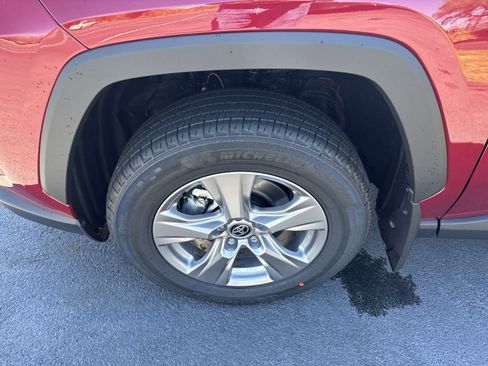 New 2025 Toyota RAV4 XLE w/ Convenience Package FWD image 9