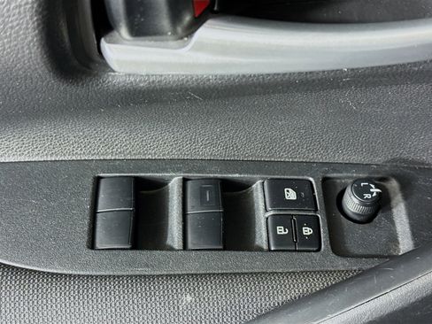 Used 2020 Toyota Corolla LE image 23