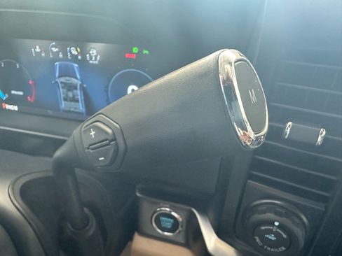 Used 2023 Ford F250 Lariat w/ Lariat Ultimate Package AWD/4WD image 37