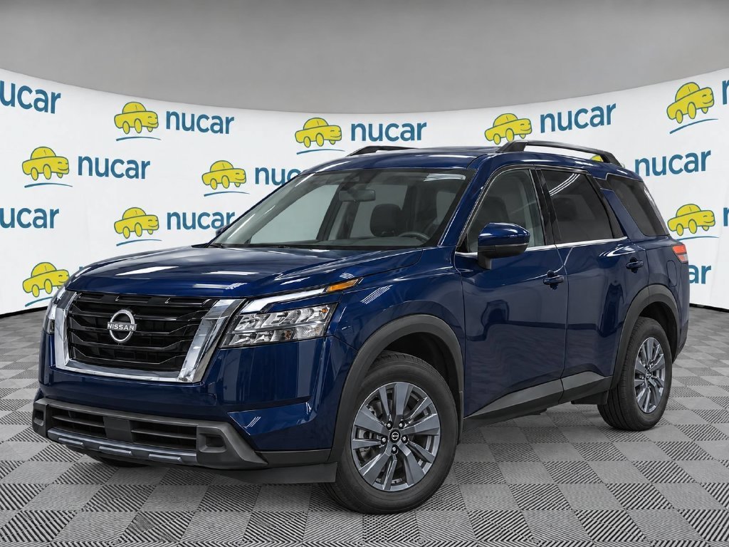 Used 2025 Nissan Pathfinder SV AWD/4WD image 2