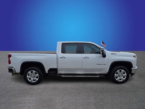 Used 2020 Chevrolet Silverado 2500 LTZ w/ LTZ Premium Package image 4