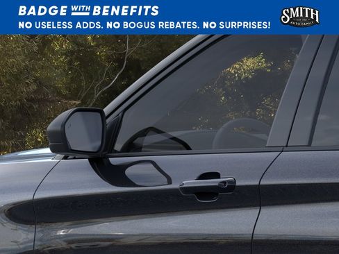 New 2026 Ford Explorer Active RWD image 21