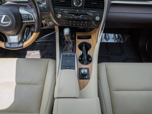 Used 2020 Lexus RX 350L FWD w/ Premium Package image 27