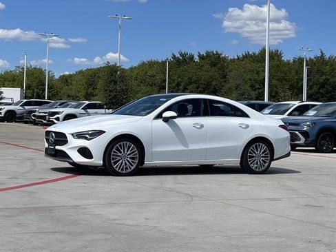 Used 2025 Mercedes-Benz CLA 250 image 3