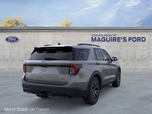 New 2026 Ford Explorer ST-Line AWD/4WD image 8