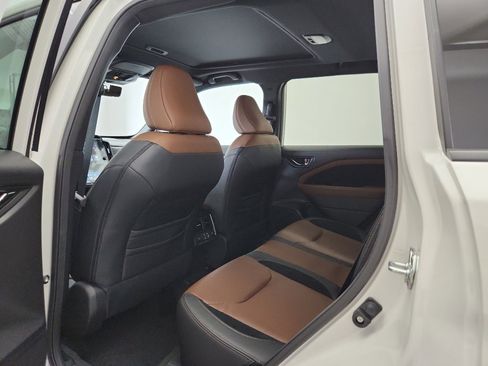 New 2026 Subaru Forester Touring AWD/4WD image 33