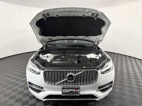 Used 2017 Volvo XC90 T6 Inscription w/ Vision Package AWD/4WD image 19