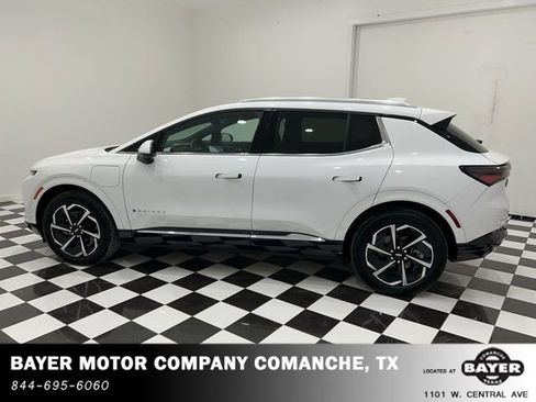 New 2024 Chevrolet Equinox EV LT image 2