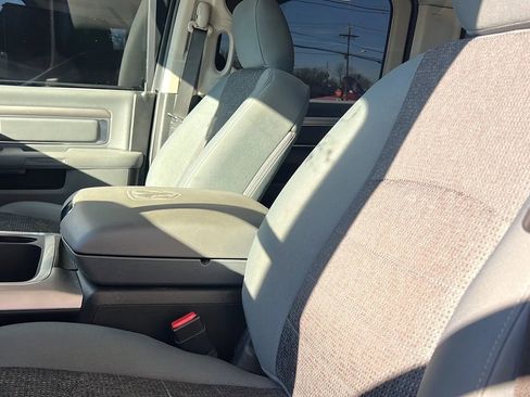 Used 2018 RAM 1500 Big Horn image 25