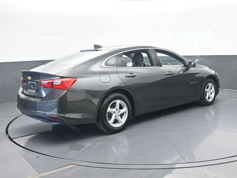 Used 2018 Chevrolet Malibu LS FWD image 6