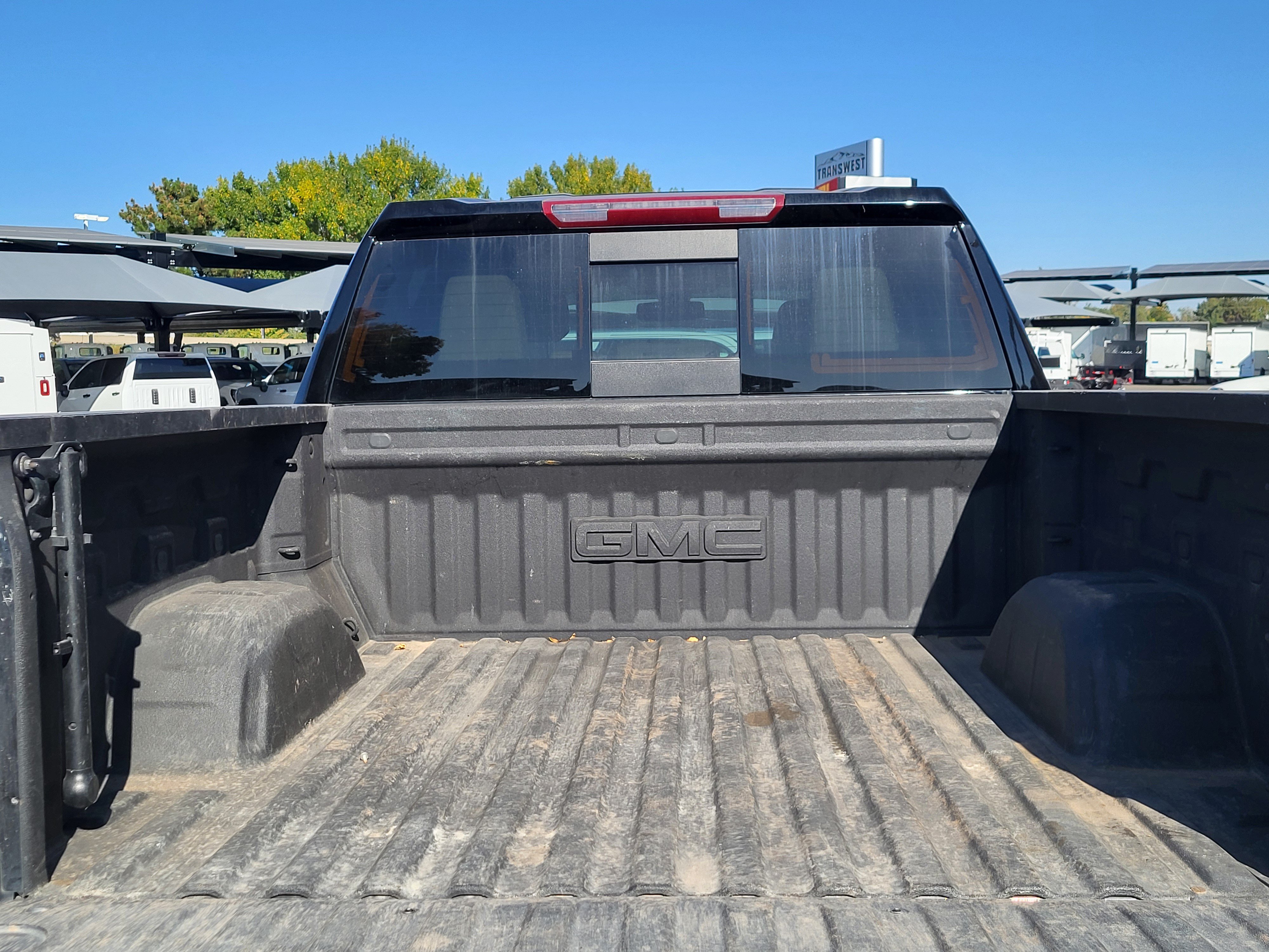 Used 2019 GMC Sierra 1500 SLT w/ SLT Premium Plus Package AWD/4WD image 29