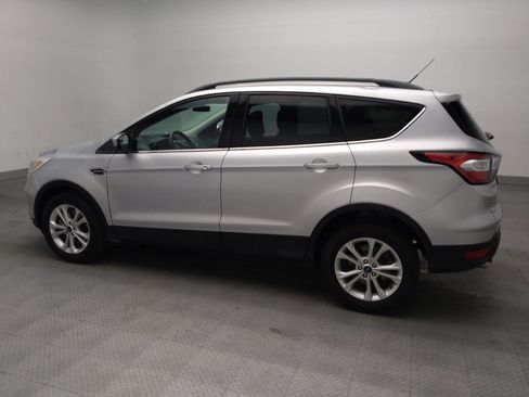 Used 2018 Ford Escape SE AWD/4WD image 3