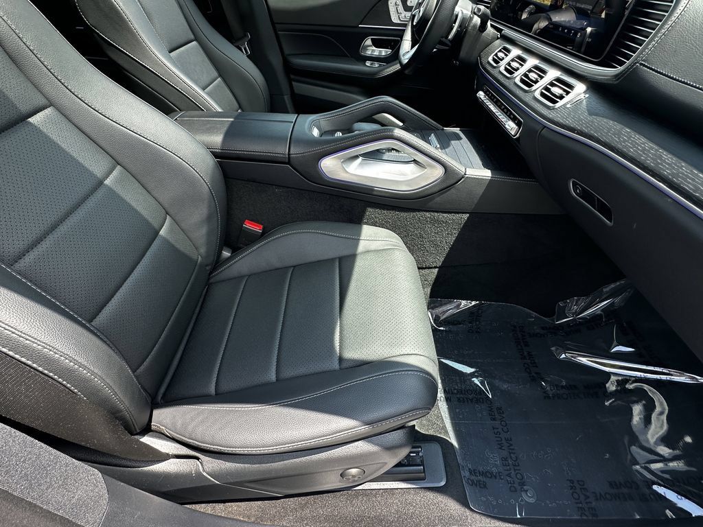 Certified 2025 Mercedes-Benz GLS 450 4MATIC w/ AMG Line Exterior image 15