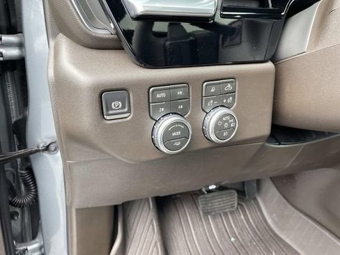 New 2026 GMC Sierra 1500 SLT w/ SLT Premium Package AWD/4WD image 15