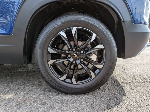 Used 2023 Chevrolet TrailBlazer LT FWD image 43