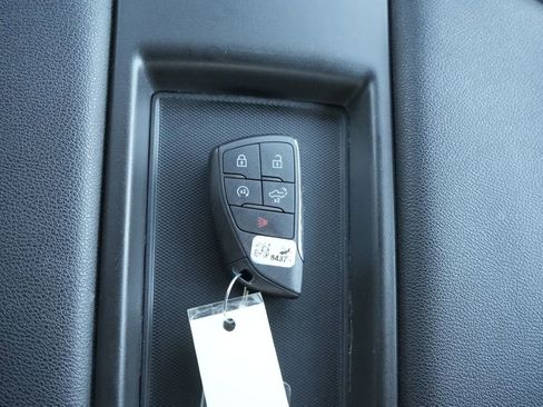 Used 2022 Chevrolet Silverado 1500 LT image 36