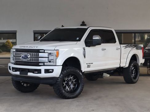 Used 2019 Ford F250 Platinum w/ Platinum Ultimate Package image 1