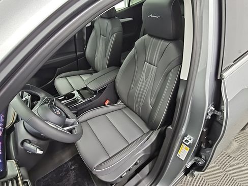 New 2026 Buick Envision Avenir image 30