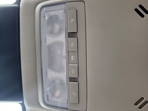 Certified 2022 Buick Encore Preferred image 49