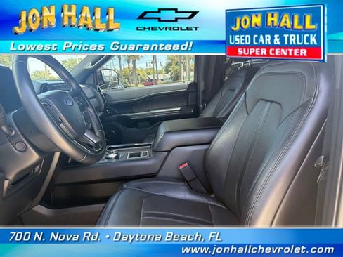 Used 2018 Ford Expedition Limited w/ Equipment Group 301A RWD image 17