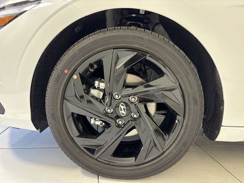 New 2026 Hyundai Elantra SEL Sport Premium w/ Cargo Package FWD image 9
