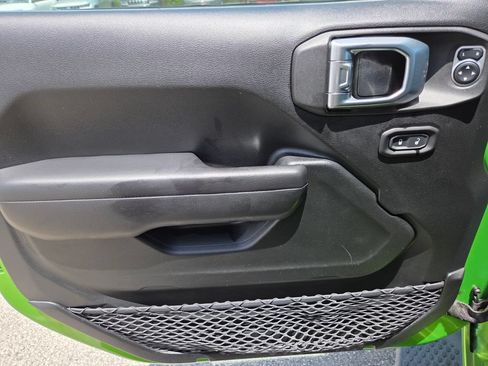 Used 2019 Jeep Wrangler Unlimited Sport S AWD/4WD image 30