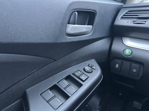 Used 2016 Honda CR-V SE image 24