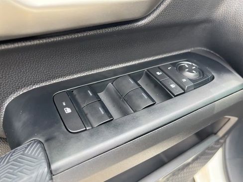 New 2025 Toyota Tacoma TRD Off-Road image 13