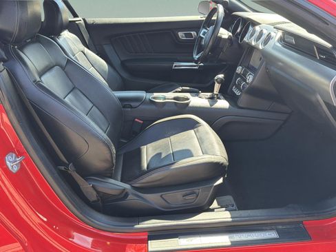 Used 2023 Ford Mustang Premium image 23