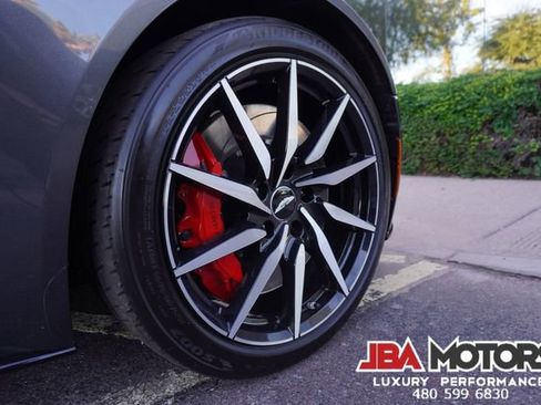 Used 2020 Aston Martin DB11 Coupe image 90