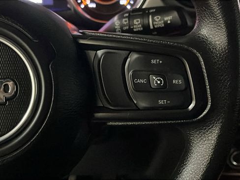 Used 2021 Jeep Wrangler Unlimited Sport AWD/4WD image 13