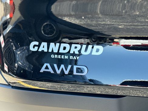 New 2026 Nissan Murano SL image 8