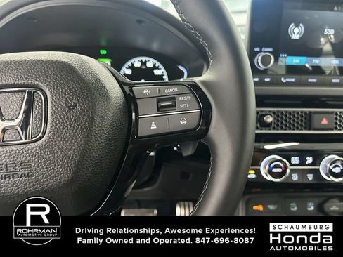 Used 2025 Honda Civic Sport image 12