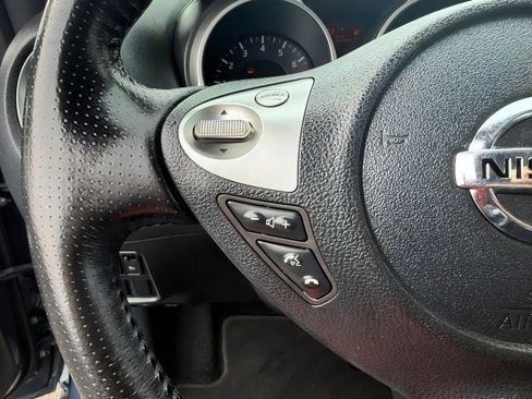 Used 2011 Nissan Juke SV FWD image 21