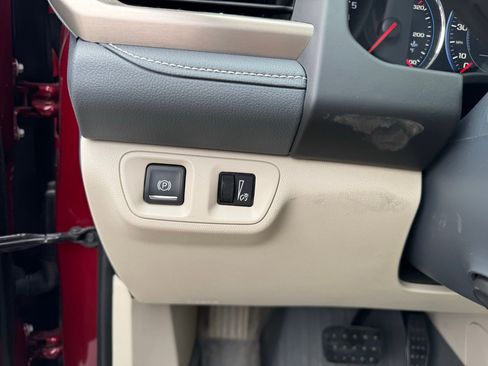 Used 2020 GMC Acadia Denali w/ Trailering Package AWD/4WD image 19