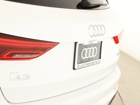 New 2025 Audi Q3 2.0T Premium image 29