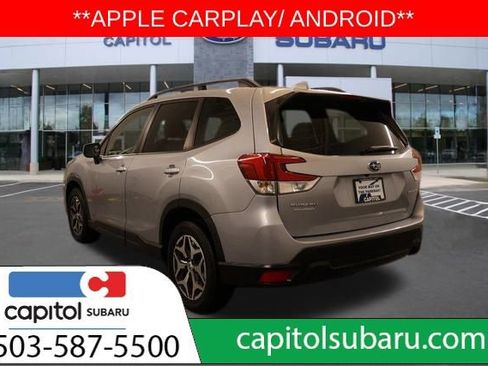 Used 2021 Subaru Forester Premium image 6