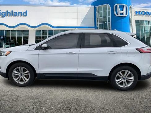 Used 2019 Ford Edge SEL w/ Equipment Group 201A AWD/4WD image 2
